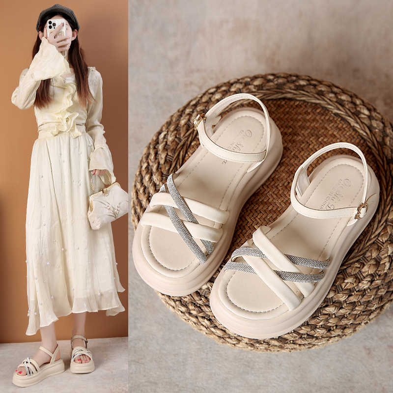 Women Shoes Tennis - Zomersandaal met ronde neus en bandjes