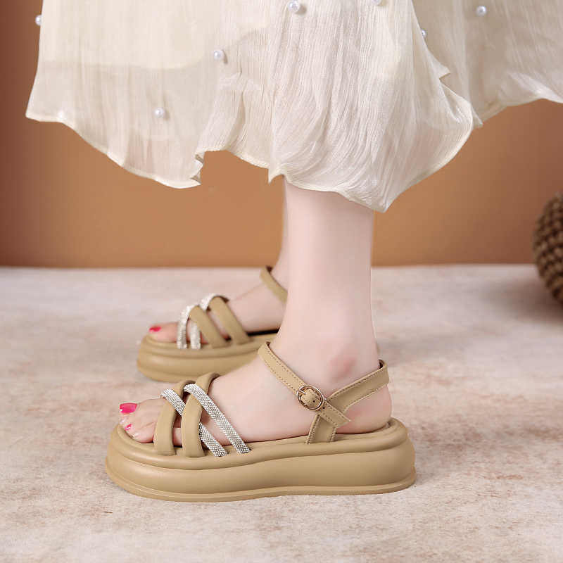 Zomersandaal met ronde neus en - Women Shoes Tennis recensie en prijs